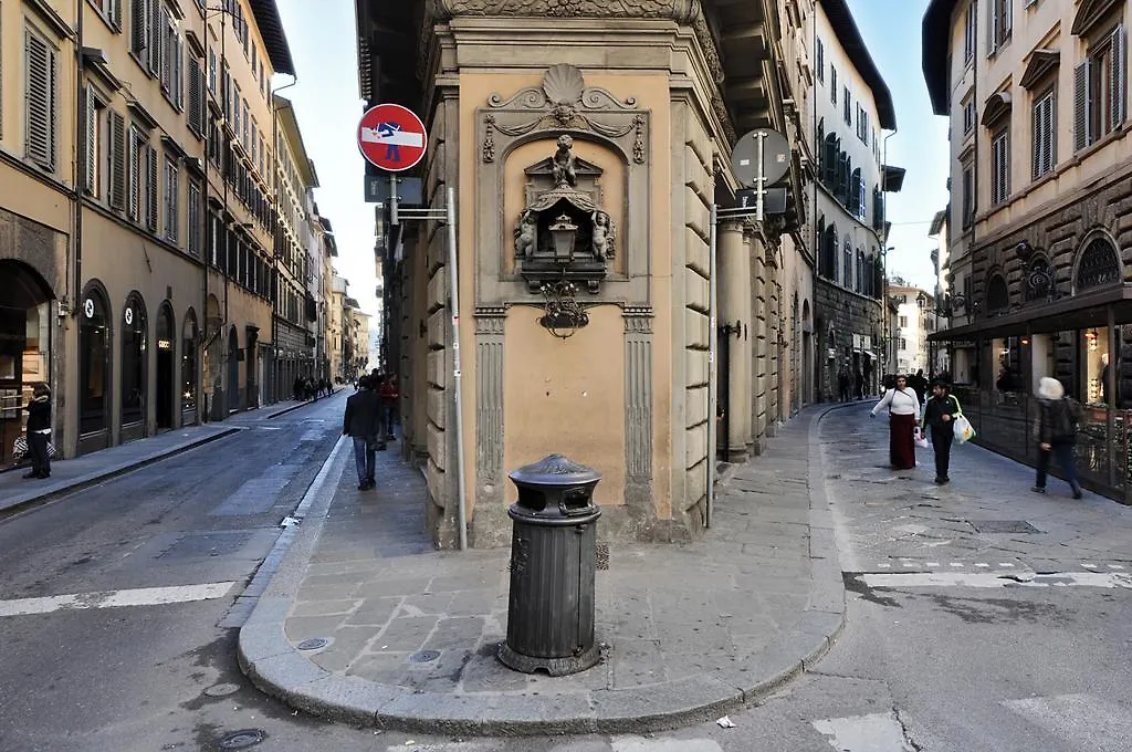 Πανσιόν Old Tower Ponte Vecchio Suite Φλωρεντία